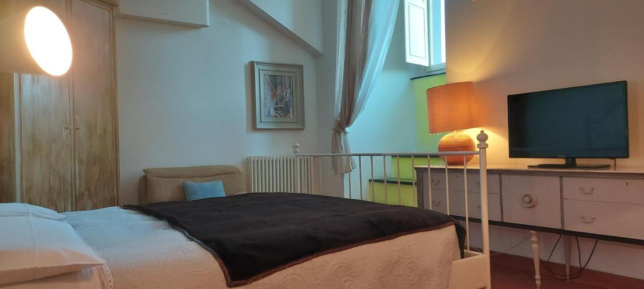 B&B Palazzo Oddo Albenga Exterior photo